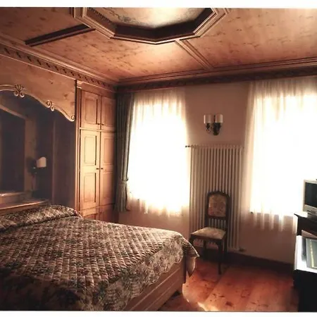 Cadore Haus بيت ضيافة أورونزو دي كادوري