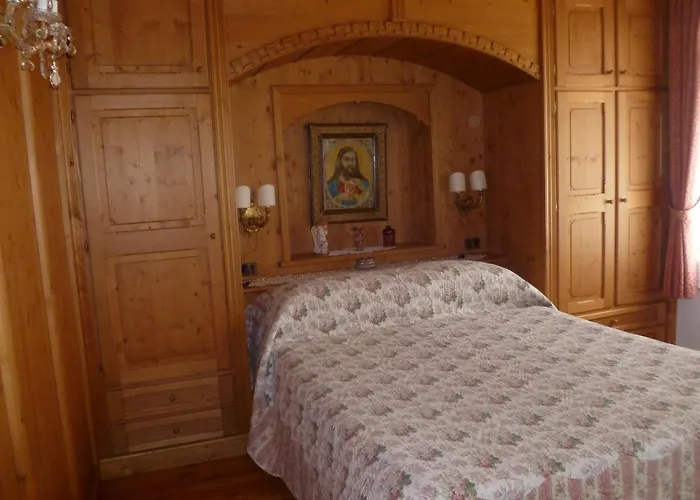 Cadore Haus Affittacamere 3*